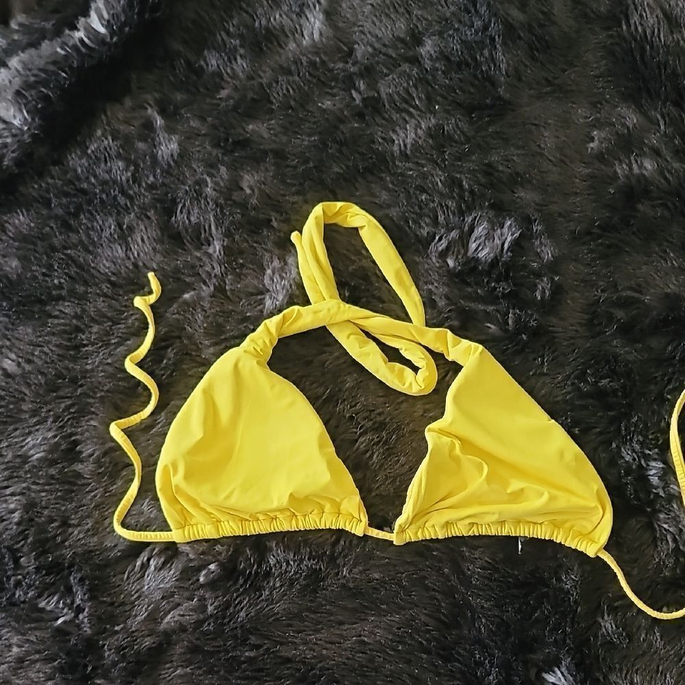 Vix  Paula Hermany Bright Yellow Halter Bikini Top